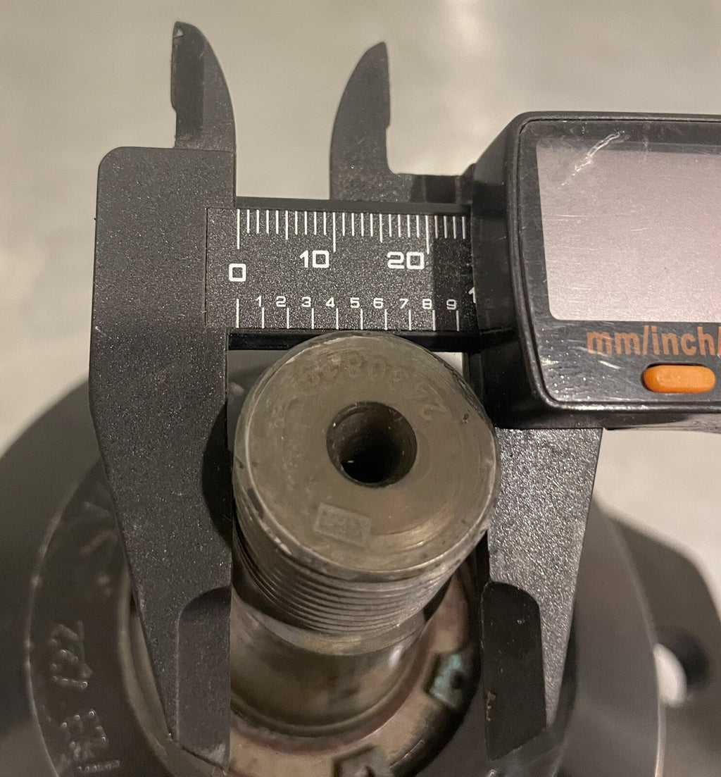 John Deere TA18090 Hydraulic Motor R902507319 Tapered Thread Shaft NEW!
