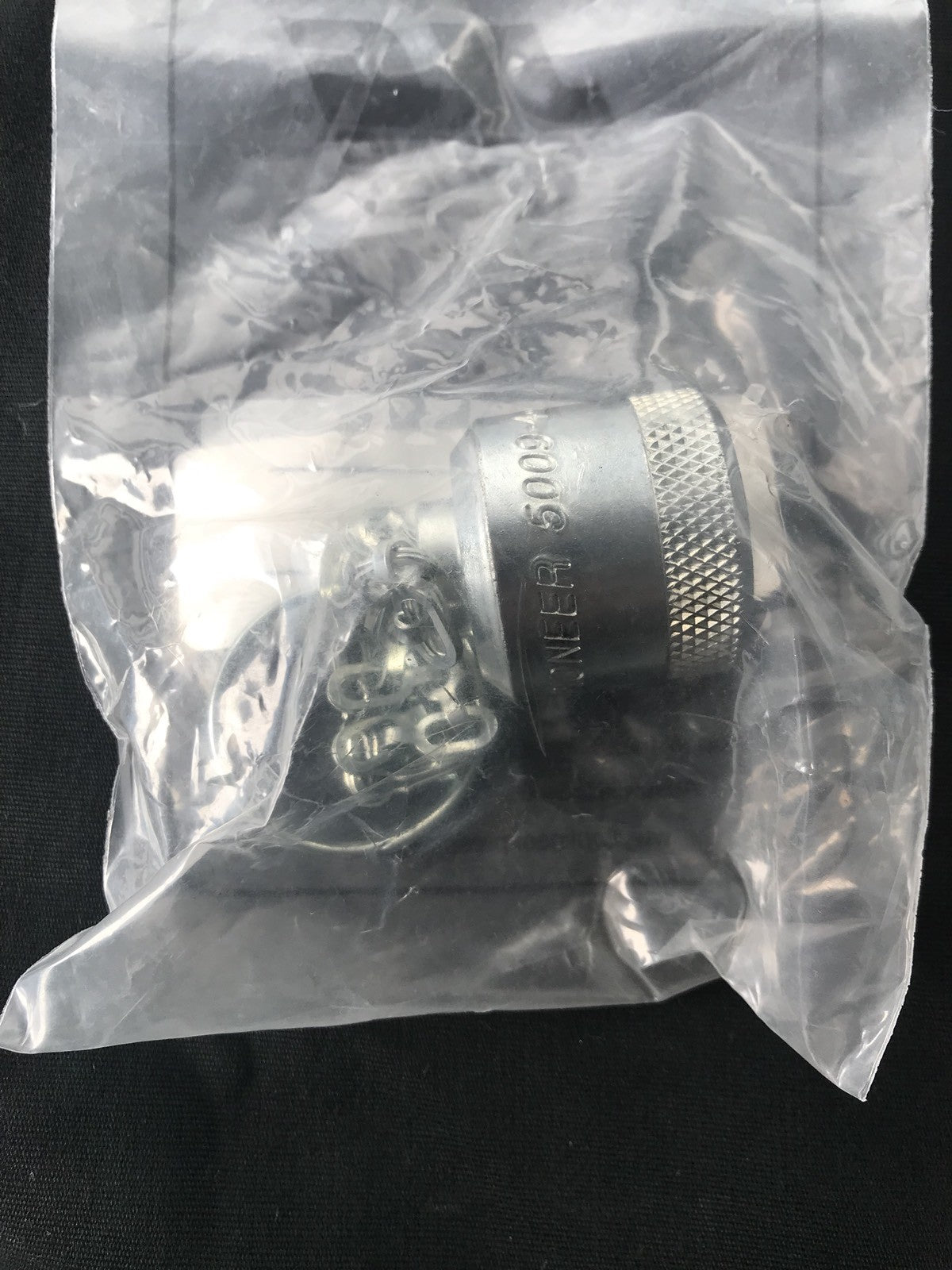 JLG 91043126 Quick Hook Assmebly Dust Cap NEW