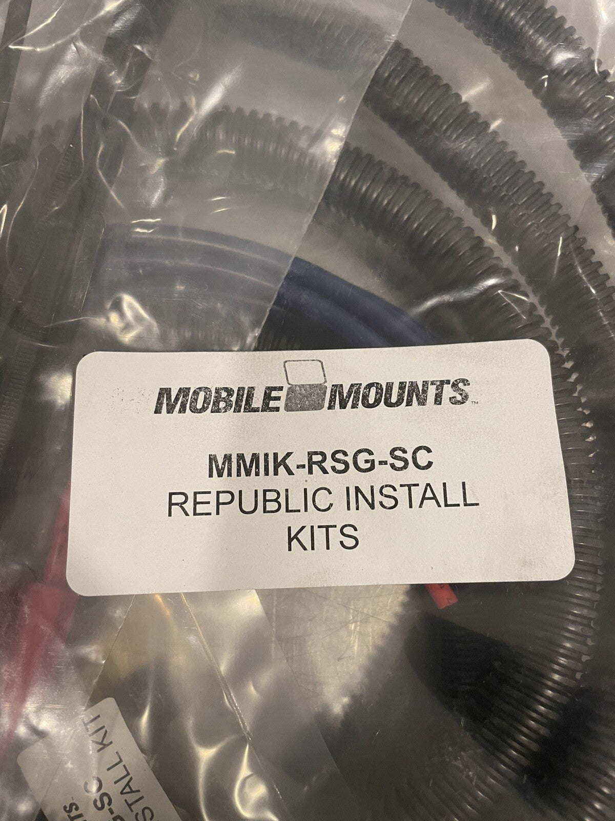 Mobile Mounts MM-RSGSC-AUTO Install Plate MM-VPDU-4720 VPDU NEW IN BOX!