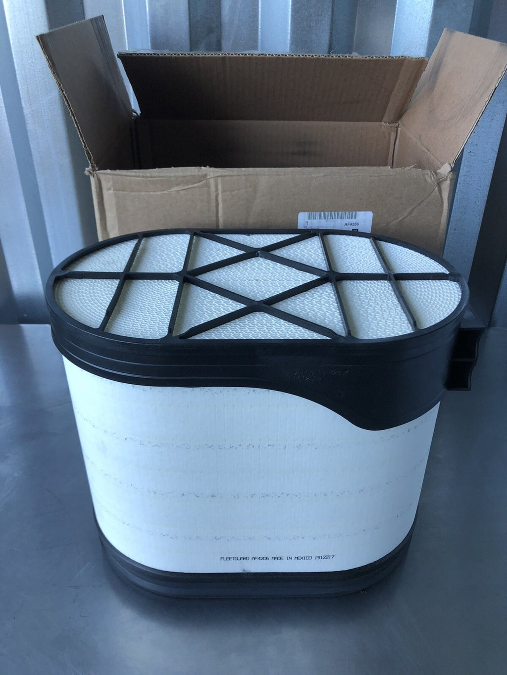 Fleetguard AF4206 Primary Air Filter Cummins NEW IN BOX! FREE SHIPPING!!!