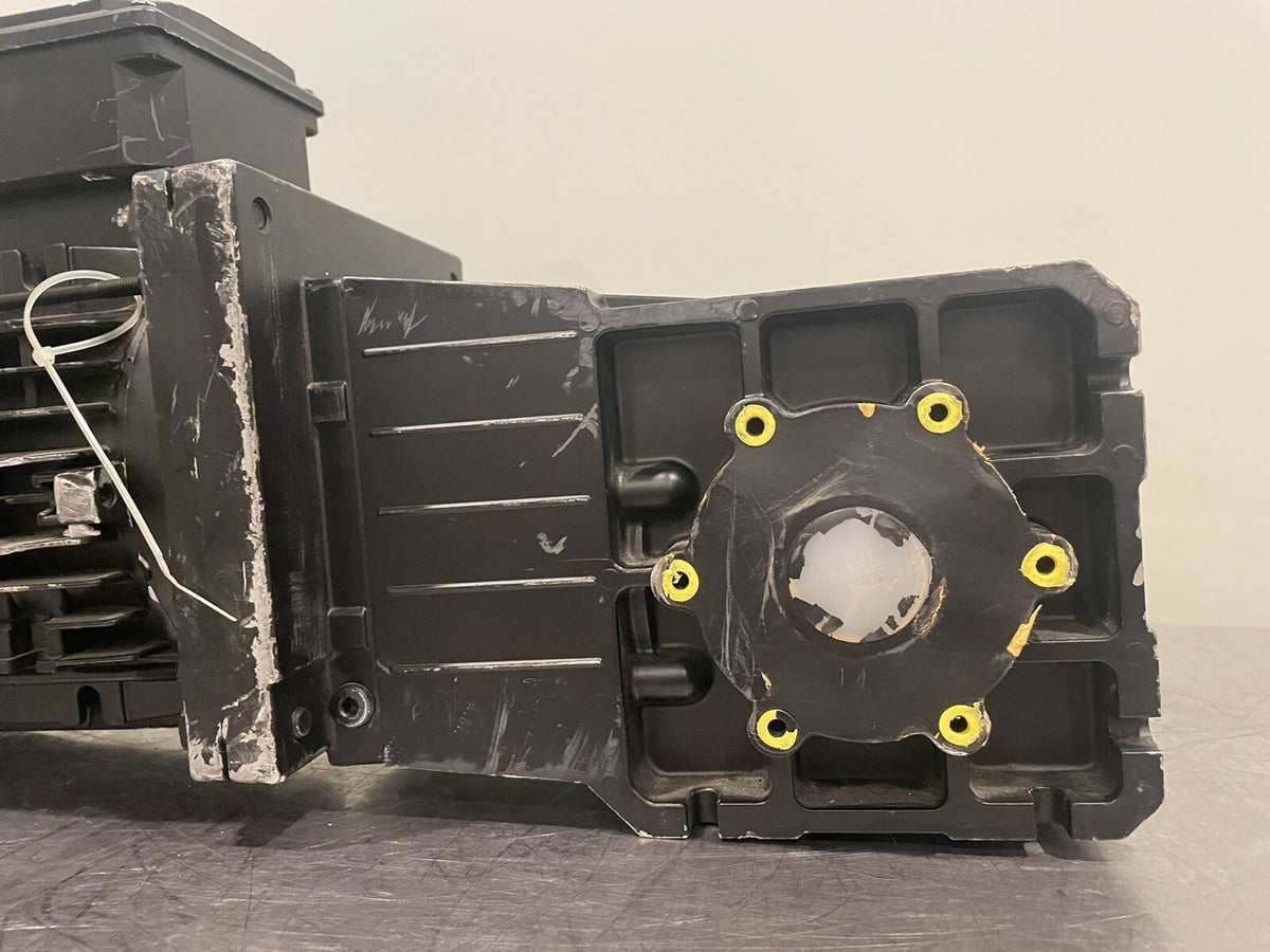 Lenze GKR05-2M HAR 100C12 AC Gear Motor 2 Stage Bevel Gear Box NEW! SHIPS FREE!!