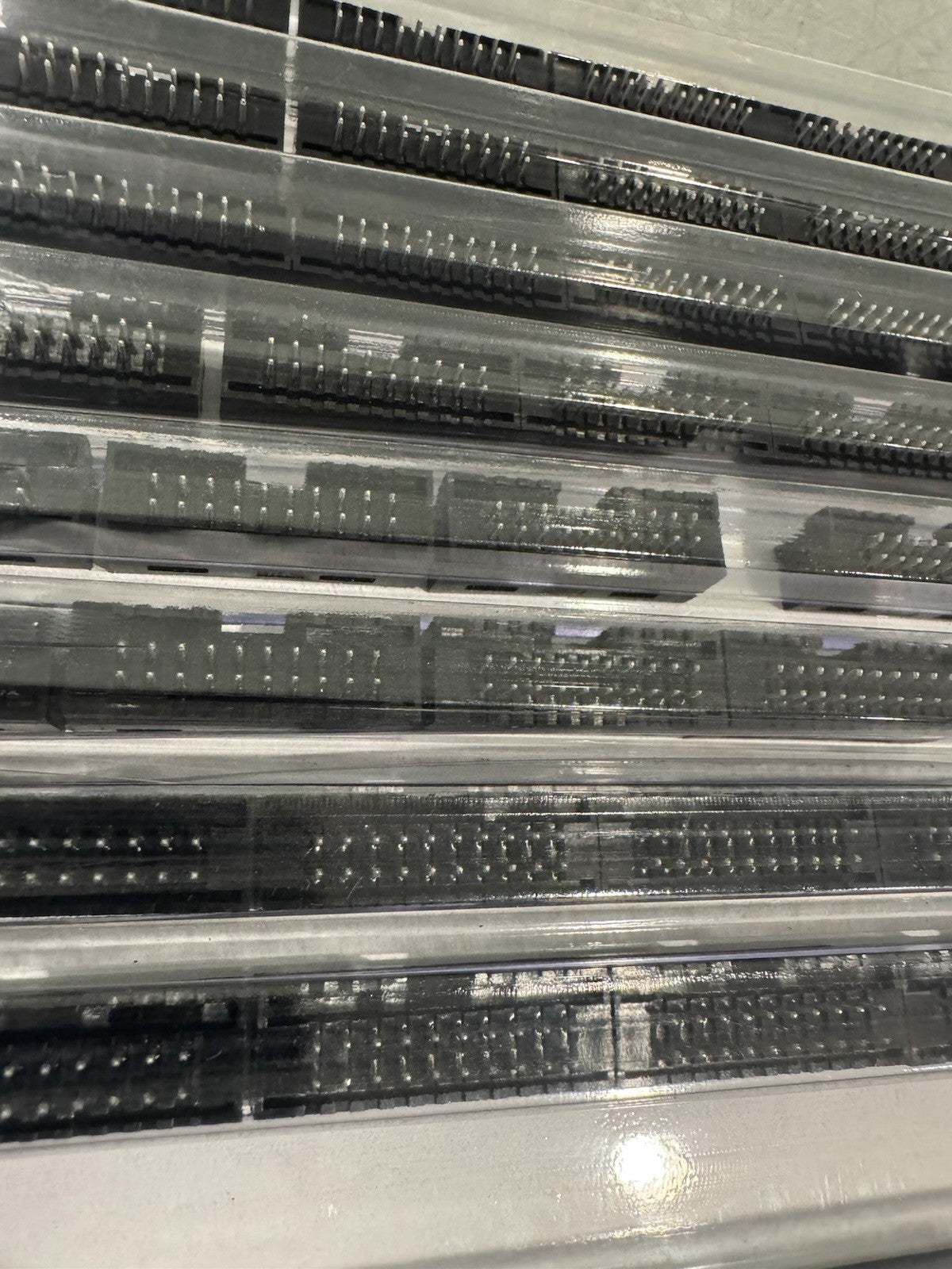 TE 5-102619-8 AMP Connectors PACK OF 144 NEW! FREE SHIPPING!