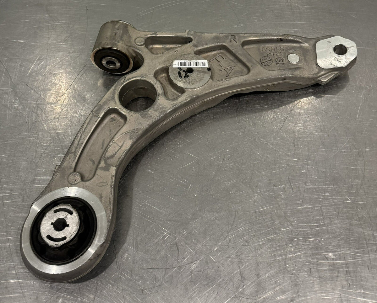 Mopar 68285992AF Genuine Lower Control Arm Jeep Cherokee NEW! FREE SHIPPING!