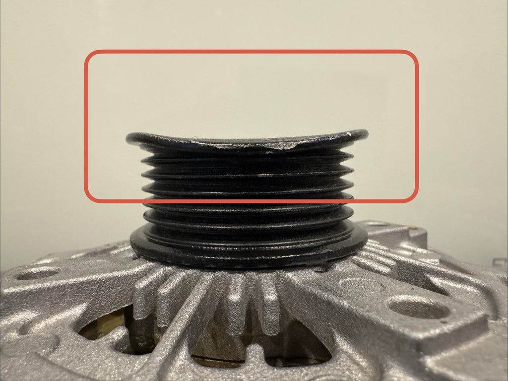 Delco Remy 23031 Alternator NEVER USED BROKEN ELECTRICAL CONNECTION! SHIPS FREE!