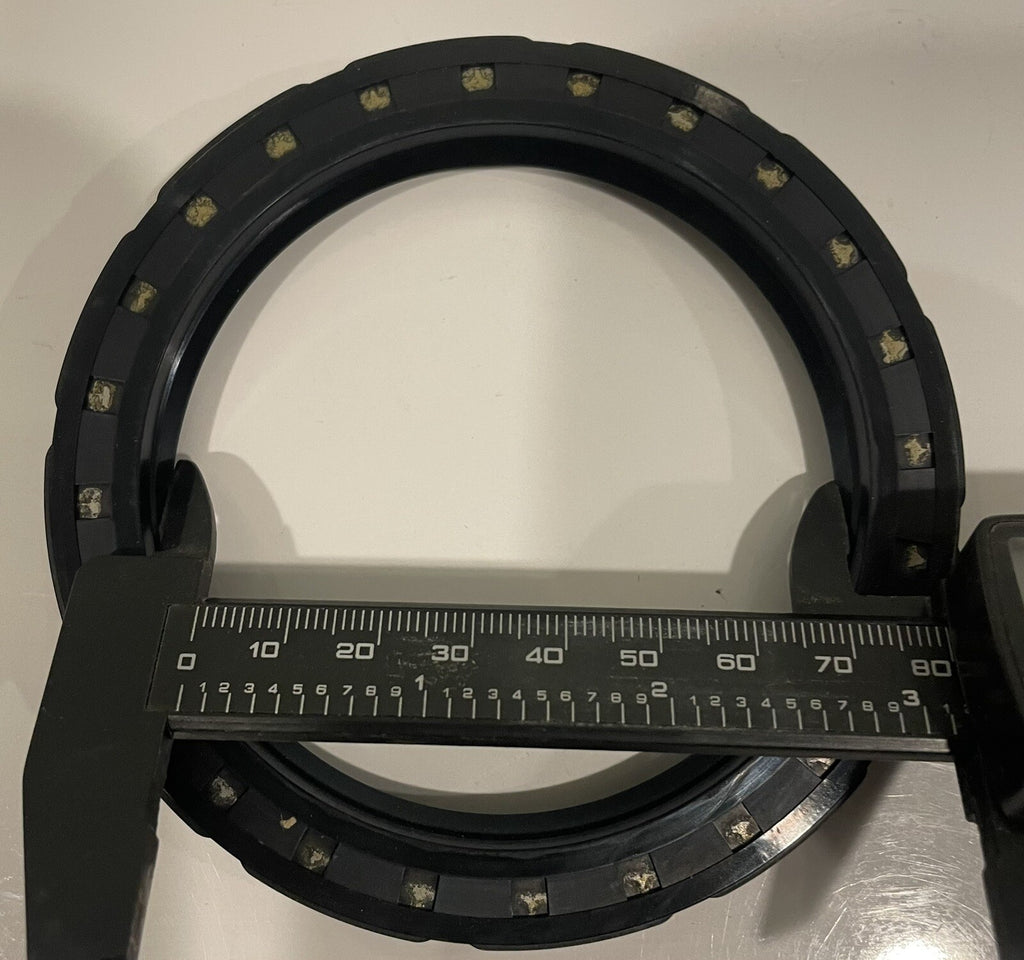 Trelleborg TRUN00027/N7MVY Radial Oil Seal TSS TRUN000277 NEW! FREE SHIPPING!