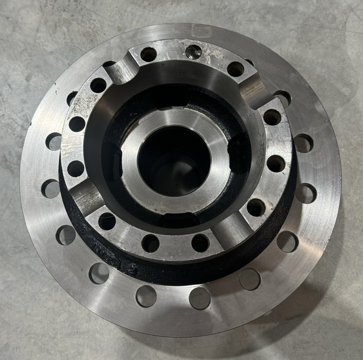3235Z1950 Case Half ASSY Differential T1944 NEW! FREE SHIPPING!