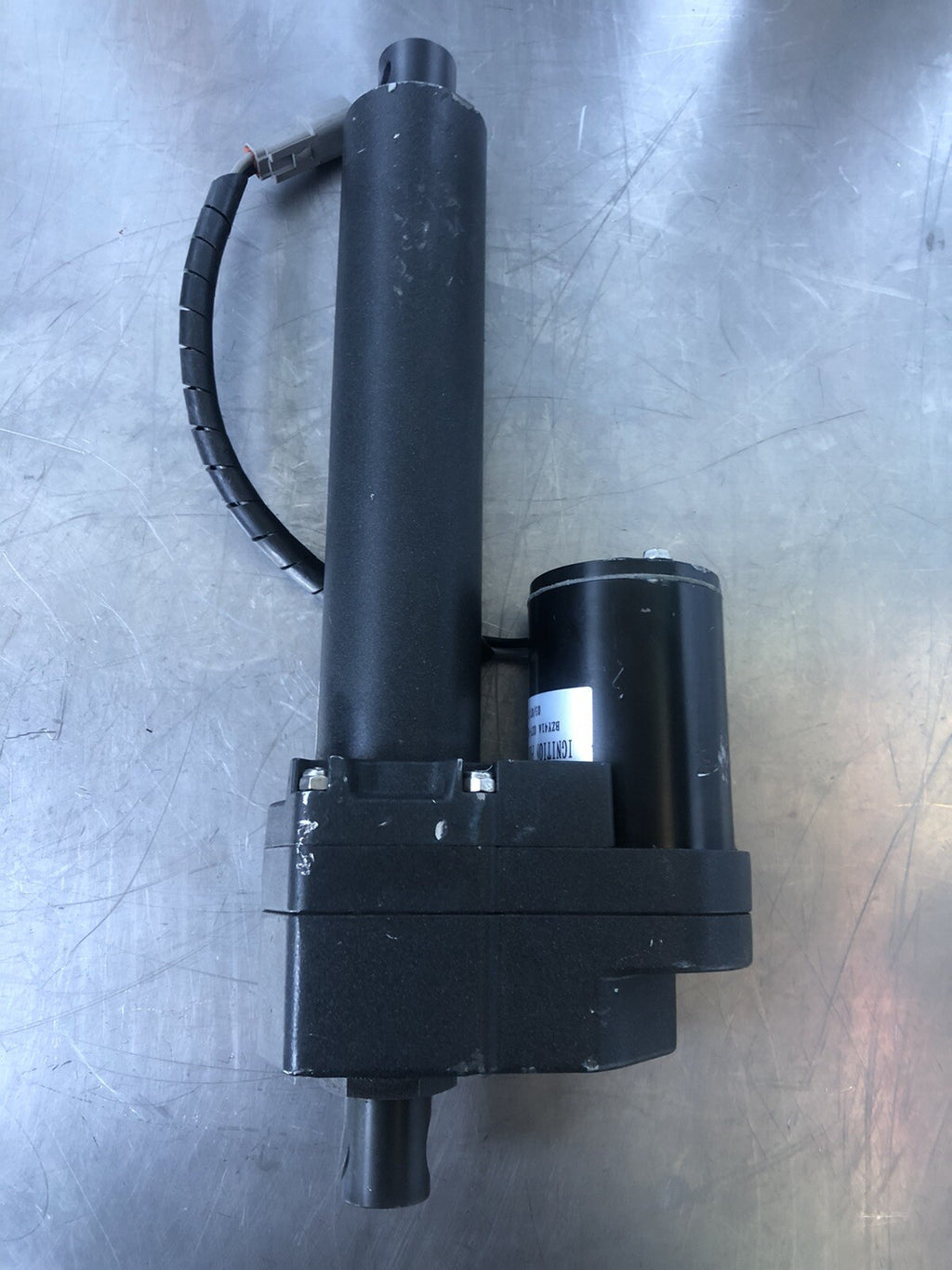Warner Linear K2XG10-12V-06R90RH Linear Electric Actuator NEW! FREE SHIPPING!!