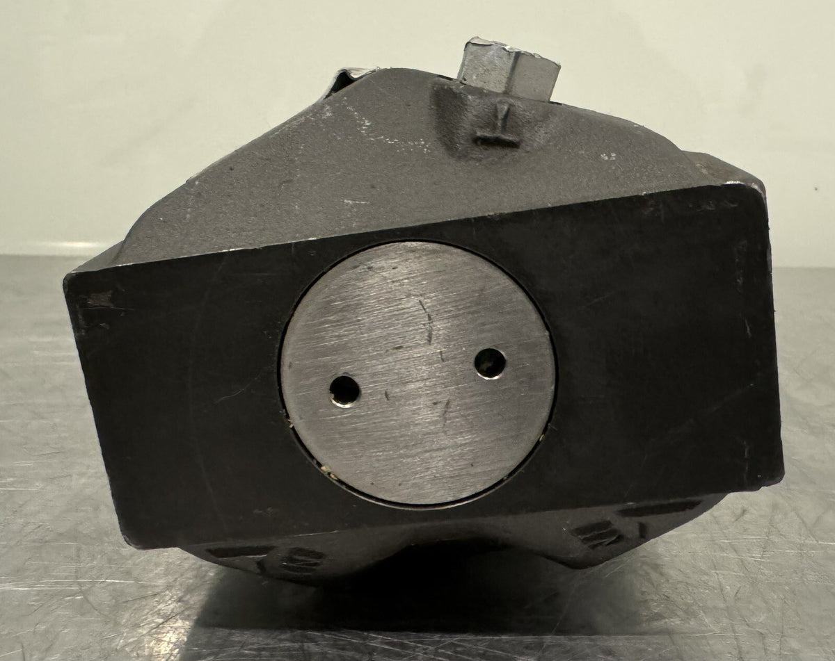 Parker M4B01512S20NB Hydraulic Motor High Speed NEW! FREE SHIPPING!