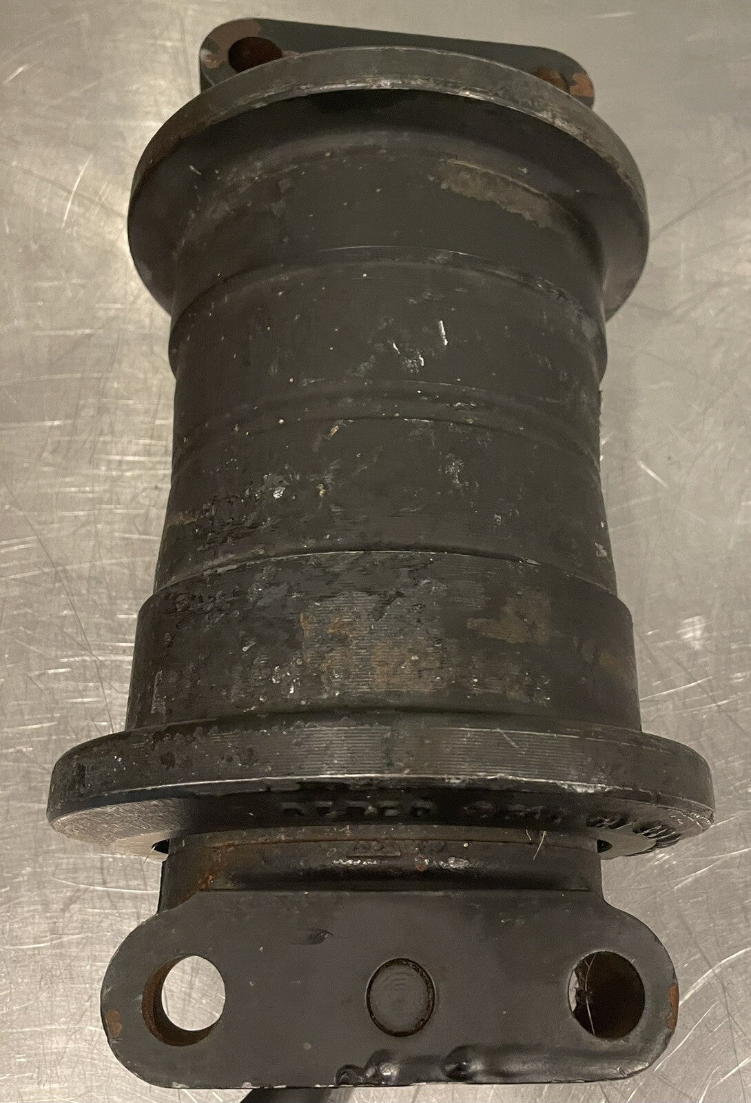 John Deere FF531112 Lower Roller AT444699 NEW! FREE SHIPPING!