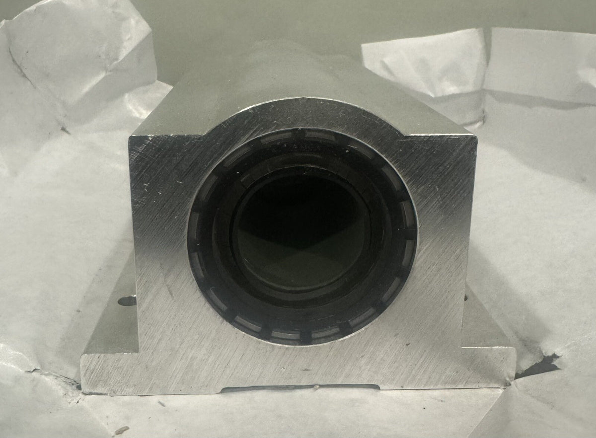 Thomson FNYBUTWN24L Linear Guide Round Shaft Pillow Block Bearing NEW SHIPS FREE