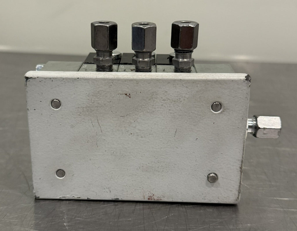 Graco Valve Block ASSY MHH-06S E23C C22C NEW! FREE SHIPPING!
