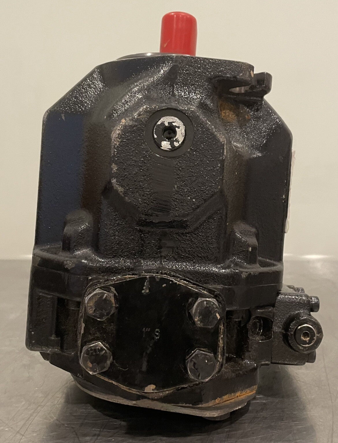 AA10VSO18DR1/31R-PKC62K01-S1749 Hydraulic Axial Piston Pump NEW! FREE SHIPPING!