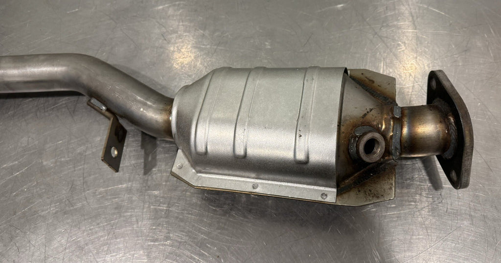Magnaflow 444043 Direct Fit Catalytic Converter California NEW IN BOX!