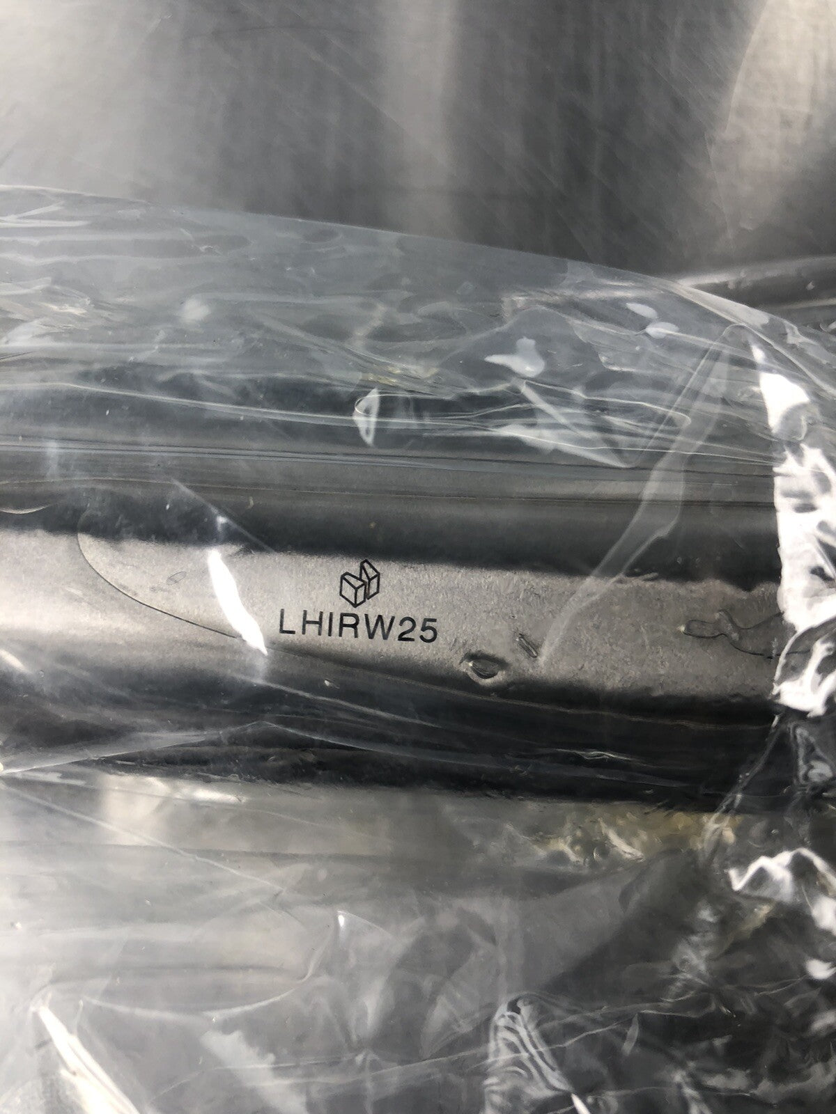 Misumi LHIRW25 Flanged Linear Bushing NEW!!! FREE SHIPPING!!!