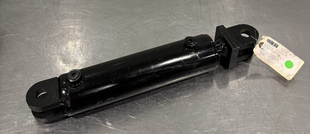 832398 Hydraulic Cylinder Progress Rail 3 X 8 NEW! FREE SHIPPING!