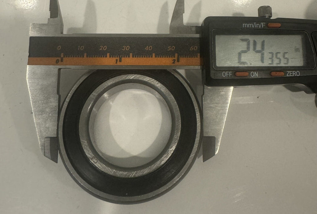 6007 RS Ball Bearing Sealed 6007-RS NEW! FREE SHIPPING!