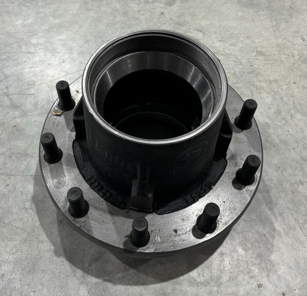 Automann 150.T1201 Outboard Mount Hub ASSY NEW IN BOX! FREE SHIPPING!