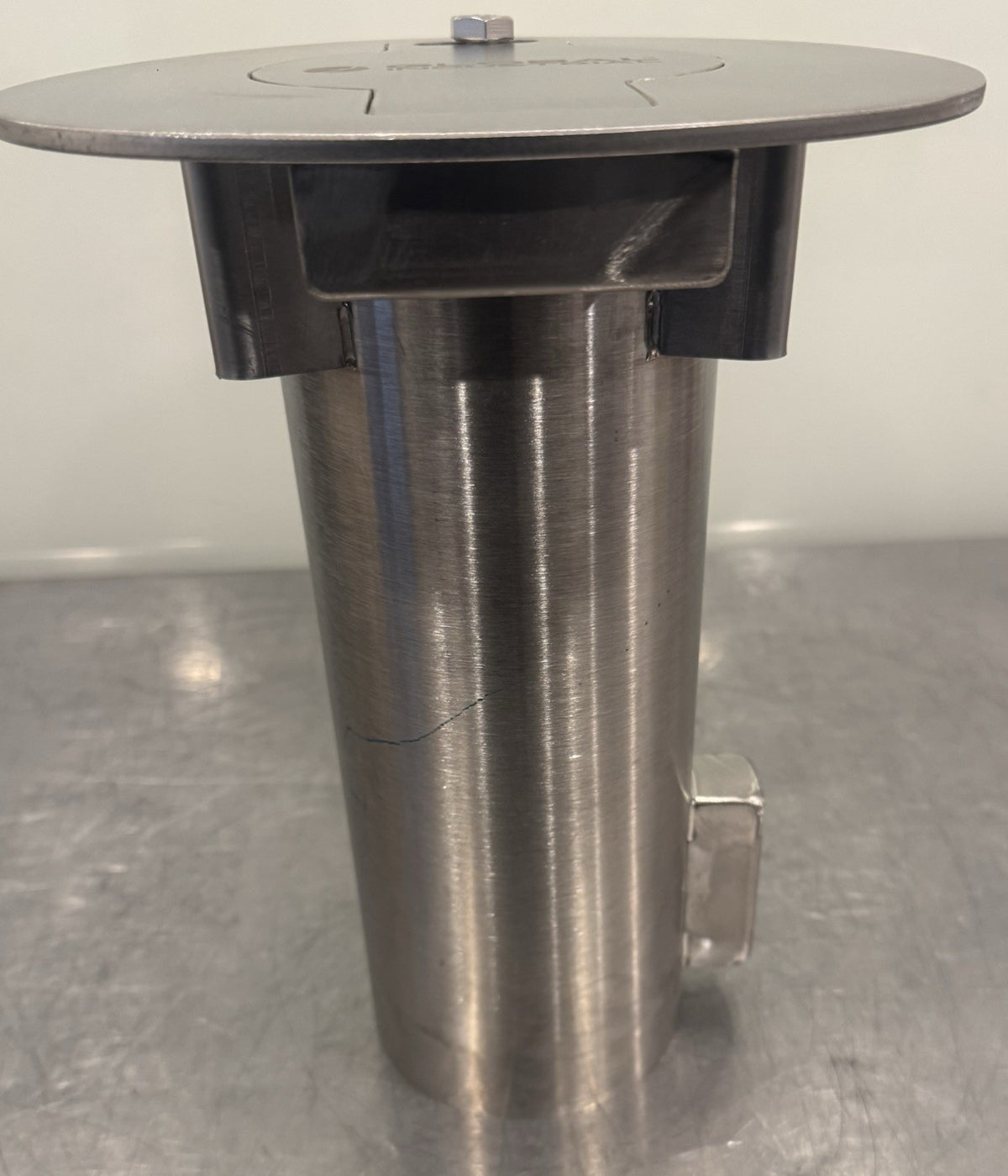 Global Industrial Removable Bollard Embedment Sleeve Ground Flush Mount NEW!