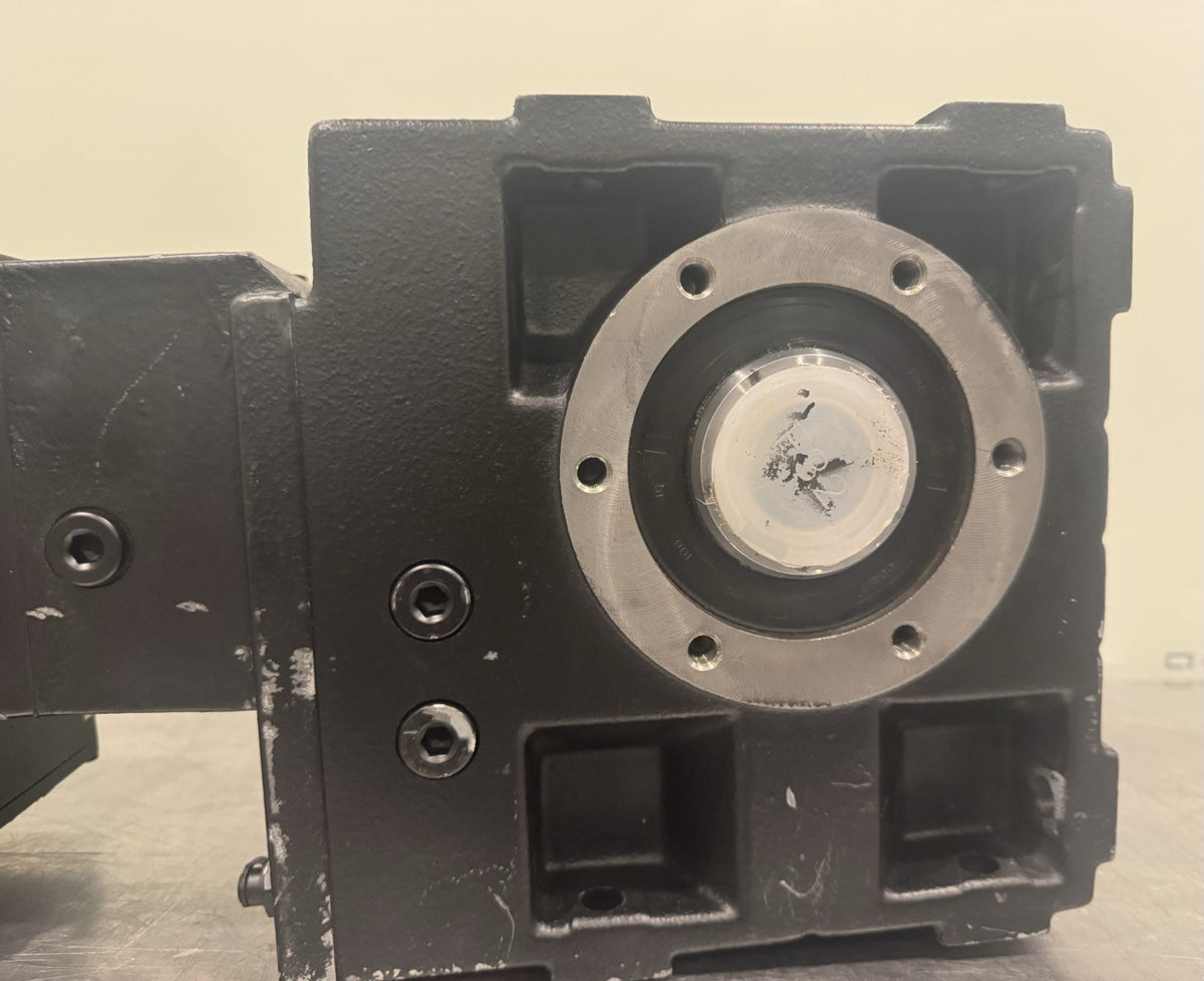 Lenze GSS06-3M HAR 063C42 Motor Gearbox Assembly NEW! FREE SHIPPING!