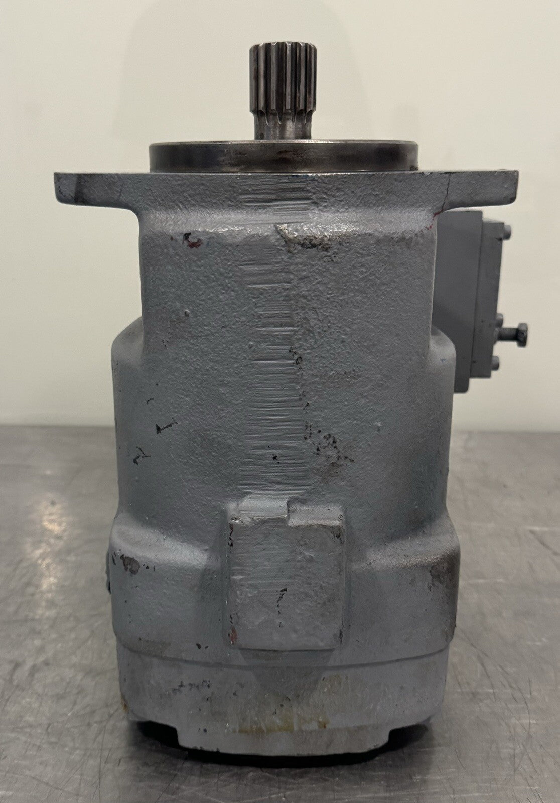 PVWH-15-RSAS-CFNN Hydraulic Pump Reman NEW! FREE SHIPPING!