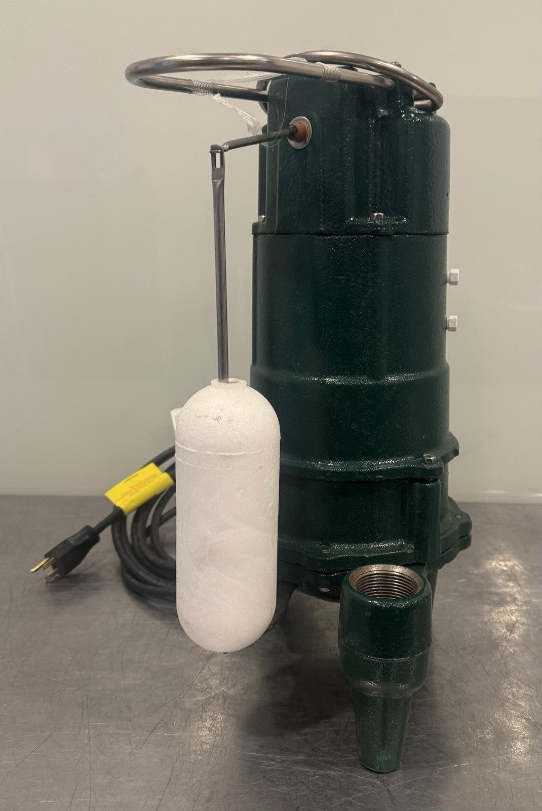 Zoeller 807-0013 Grinder Pump 200-230V 3400 RPM 1HP 6 Amp NEW IN BOX! SHIPS FREE