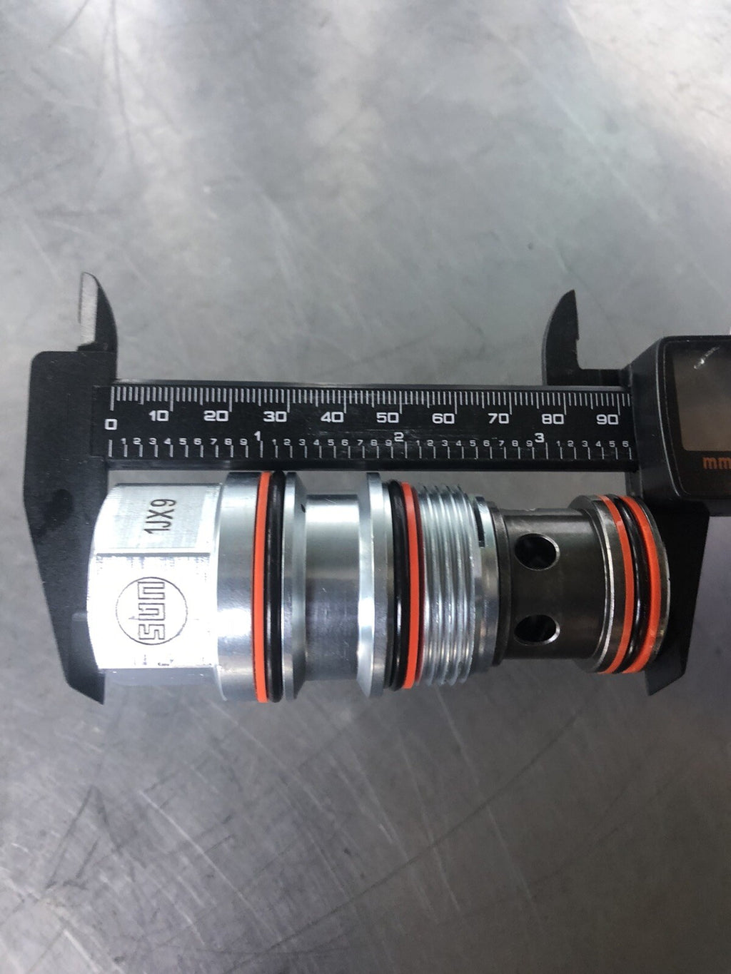 Sun Hydraulics 1JX9 Valve Assembly Hudraulic B109235B01 NEW! FREE SHIPPING!!
