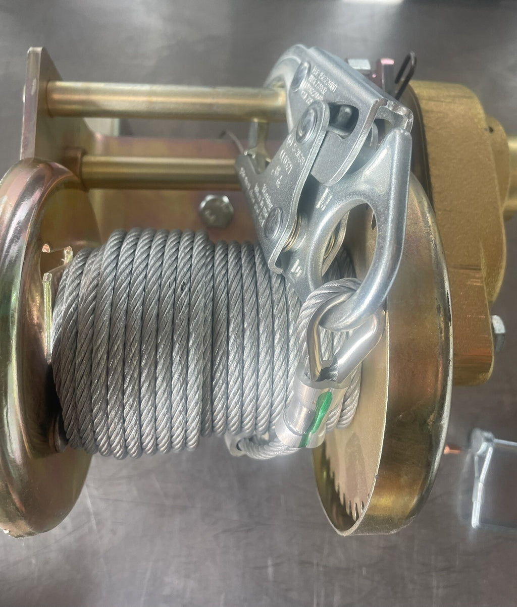 3M AK205AG Confined Space Brake Winch 300LB 50’ NEW! FREE SHIPPING!