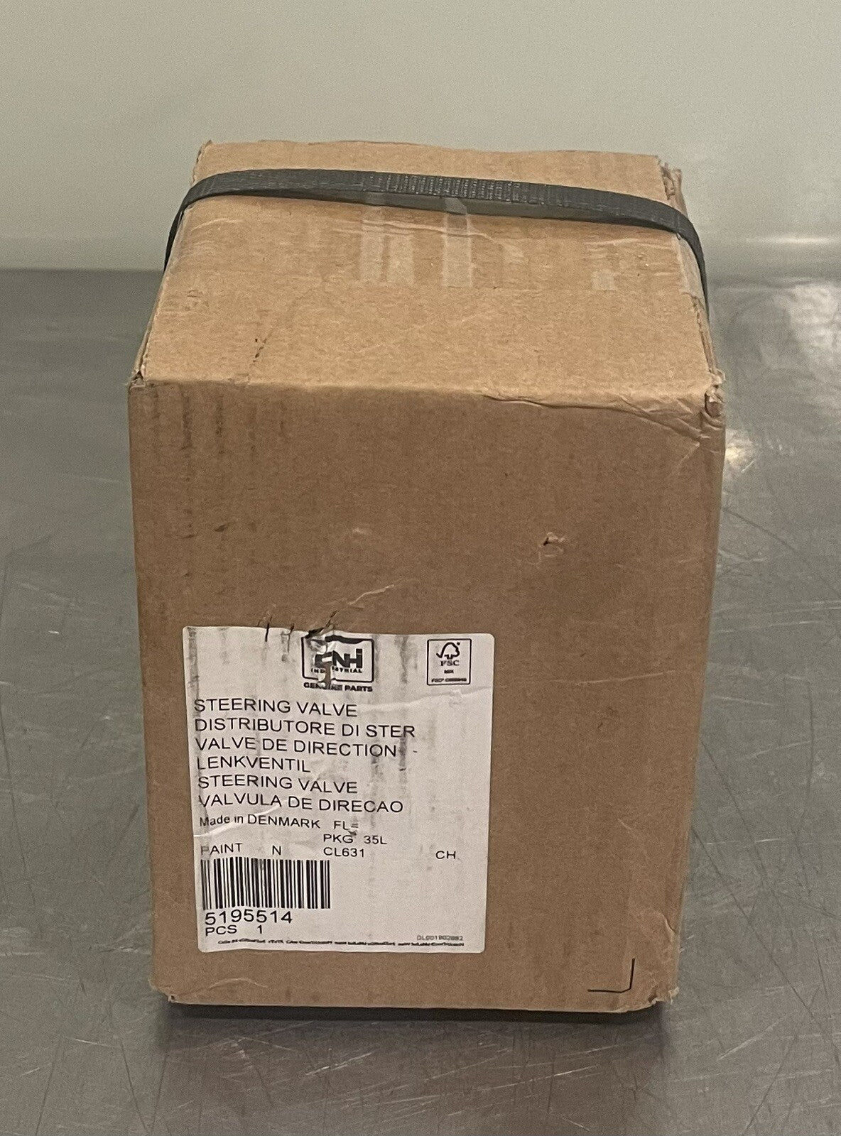CNH 5195514 Steering valve Hydraulic Case New Holland NEW IN BOX! FREE SHIPPING 
