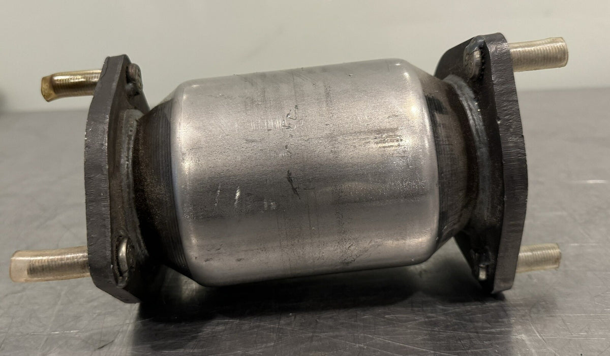 301-1403 Catalytic Converter N/CA/TWG 9049 08 21 NEW! FREE SHIPPING!