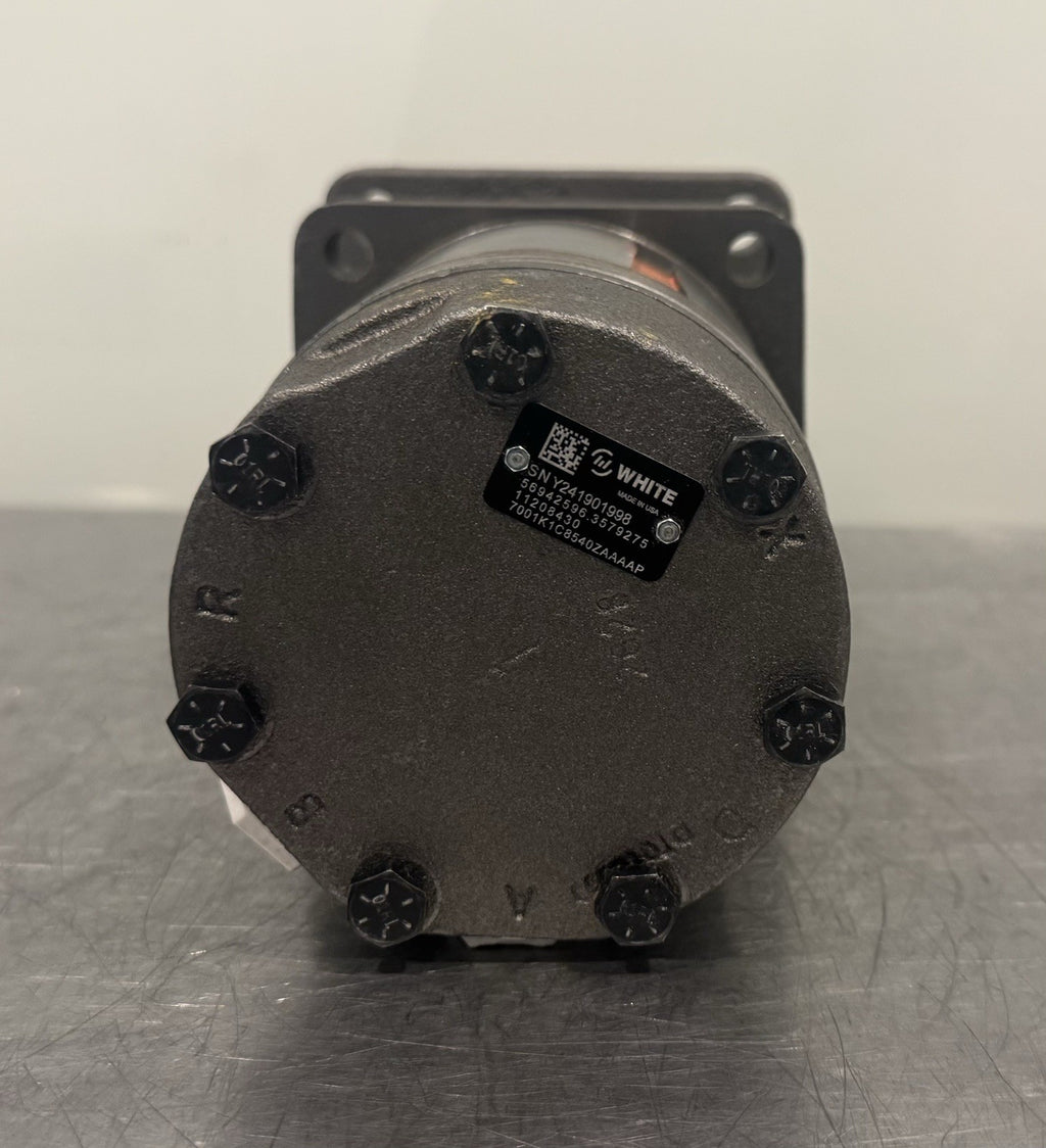 White Drive 7001K1C8540ZAAAAP Hydraulic Motor NEW!
