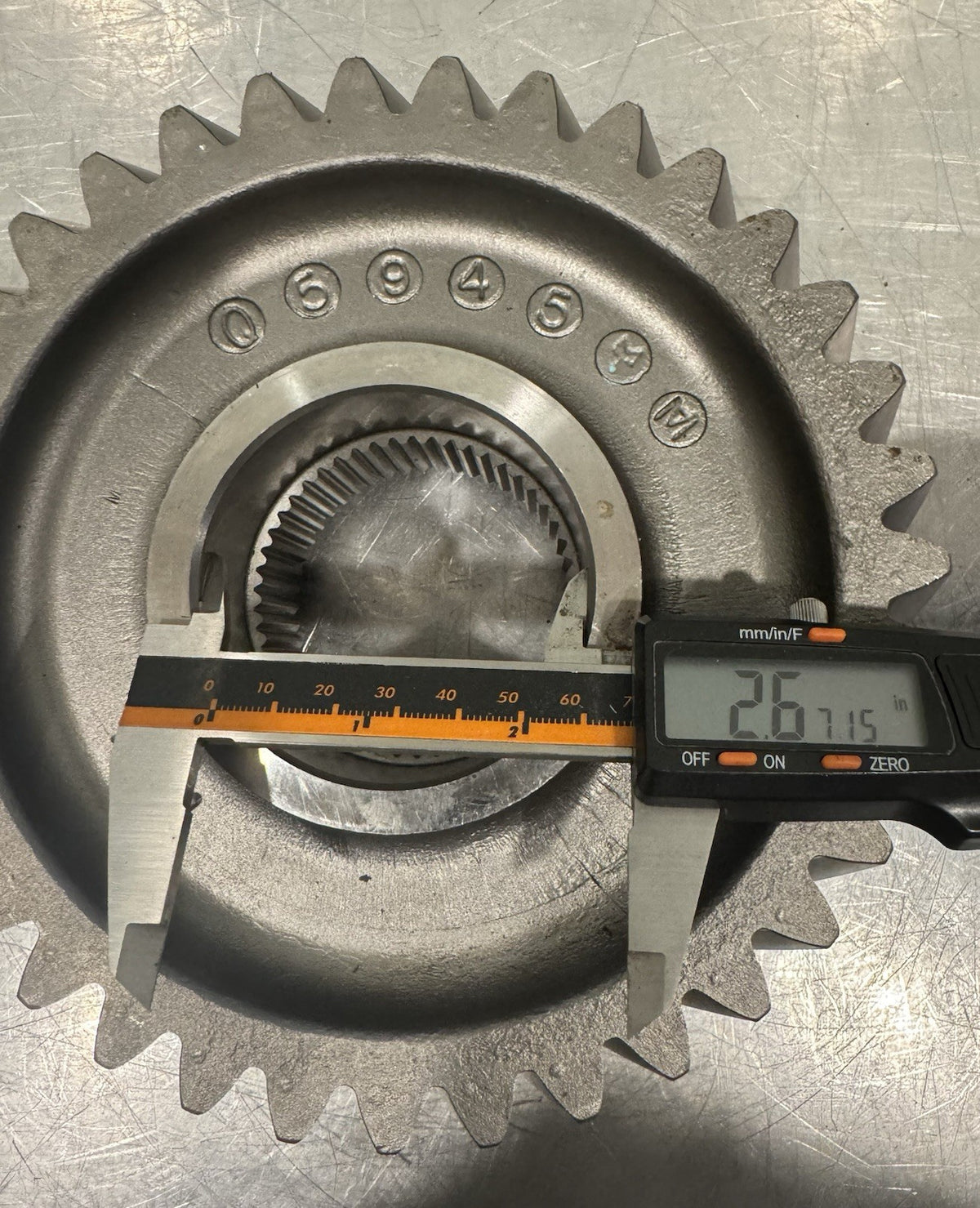 NC Q5945 Gear 35 Teeth Splined Shaft Insert NEW! FREE SHIPPING!