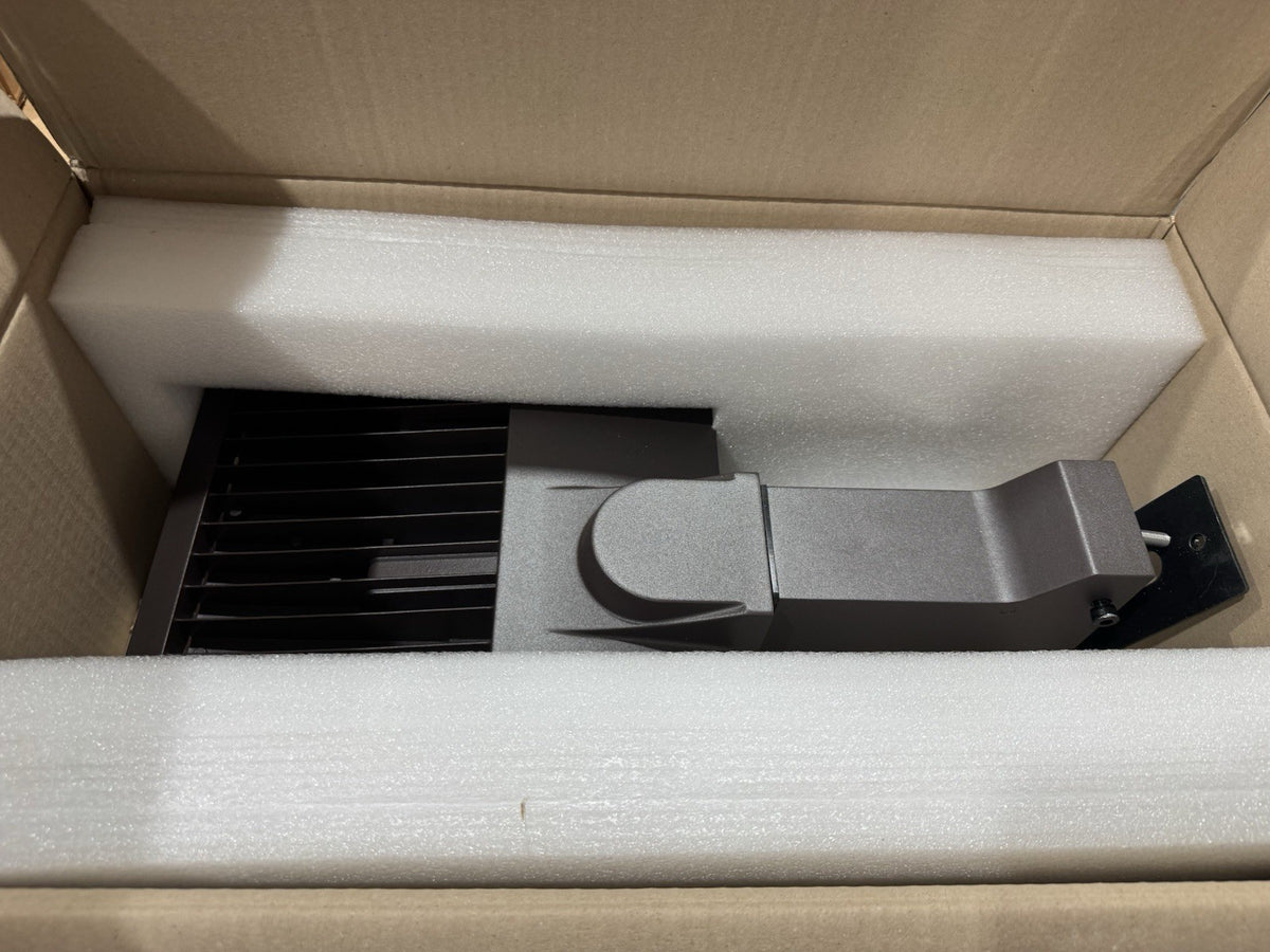 Maxlite M100U3M-CSBACR LED Flood Light 100W 120-277V Bronze NEW! FREE SHIPPING!