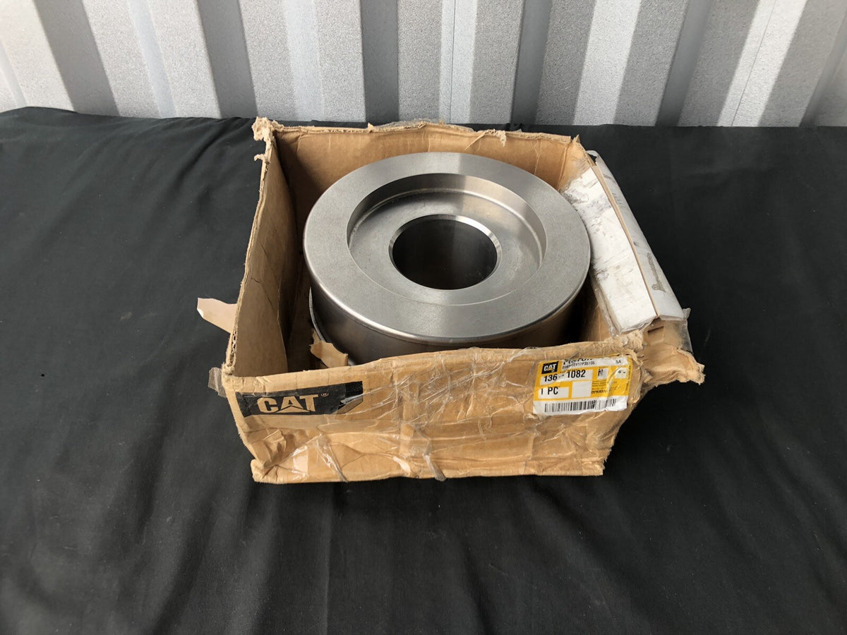 CAT 136-1082 Genuine Caterpillar Piston NEW IN BOX!!! FREE SHIPPING!!!