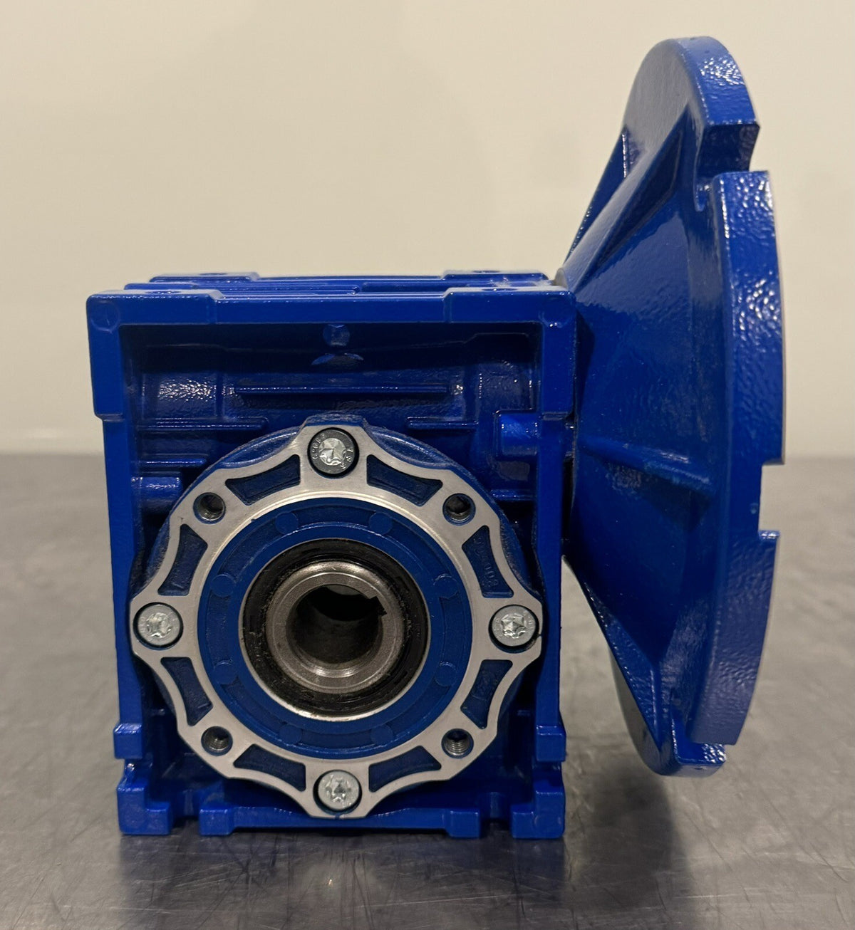 Motovario 8282032-023 Worm Gear Reducer NMRV 040 NEW! FREE SHIPPING!