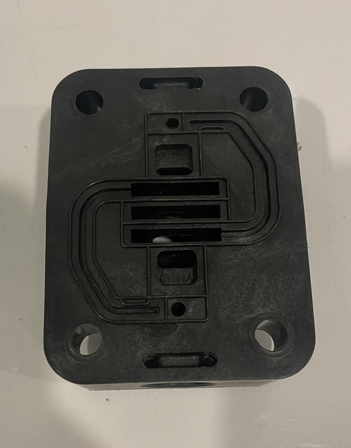 Warren Rupp 095-106-551 Sandpiper Main Air Valve Body S05/07/10 095.106.551 NEW!