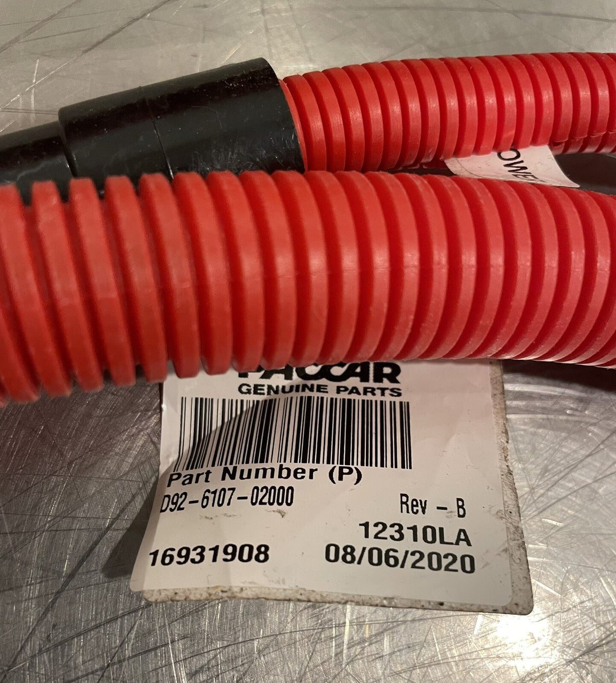 Paccar D92-6107-020000 Power Feed Harness W/ Fuse ASSY P27-6087-150150 NEW!