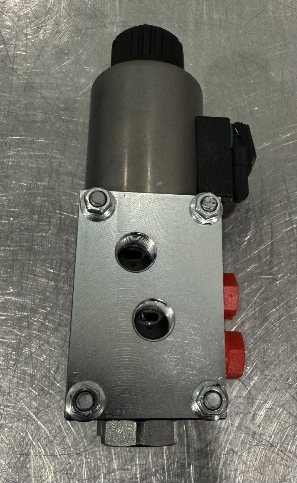 Walvoil MB2400694-016 Solenoid Control Valve 12F080008 NEW! FREE SHIPPING!