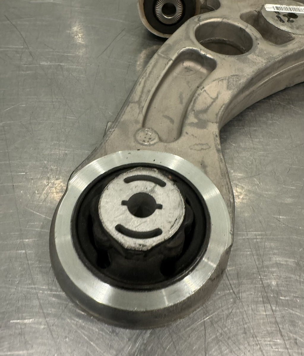 Mopar 68285992AF Genuine Lower Control Arm Jeep Cherokee NEW! FREE SHIPPING!