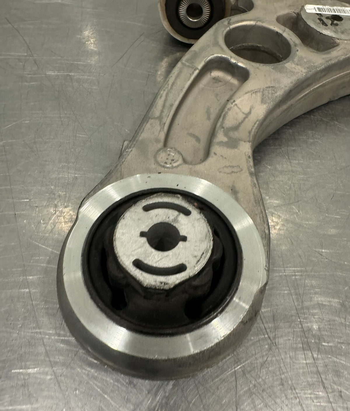 Mopar 68285992AF Genuine Lower Control Arm Jeep Cherokee NEW! FREE SHIPPING!