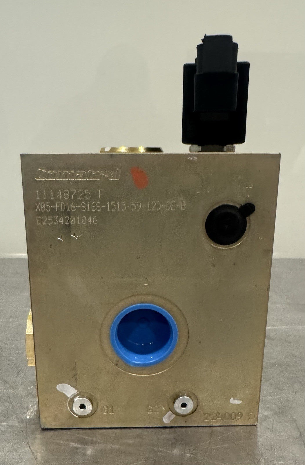 X05-FD16-S16S-1515-59-12D-DE-B Hydraulic Valve Comatrol 11148725 NEW!