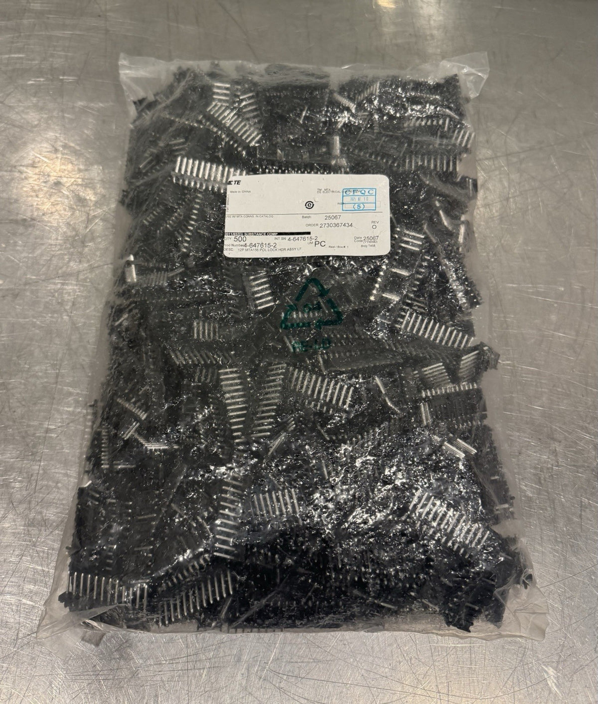 4-647615-2 TE Connectivity 12P MTA156 POL LOCK HDR ASSY LF 500 PACK NEW!
