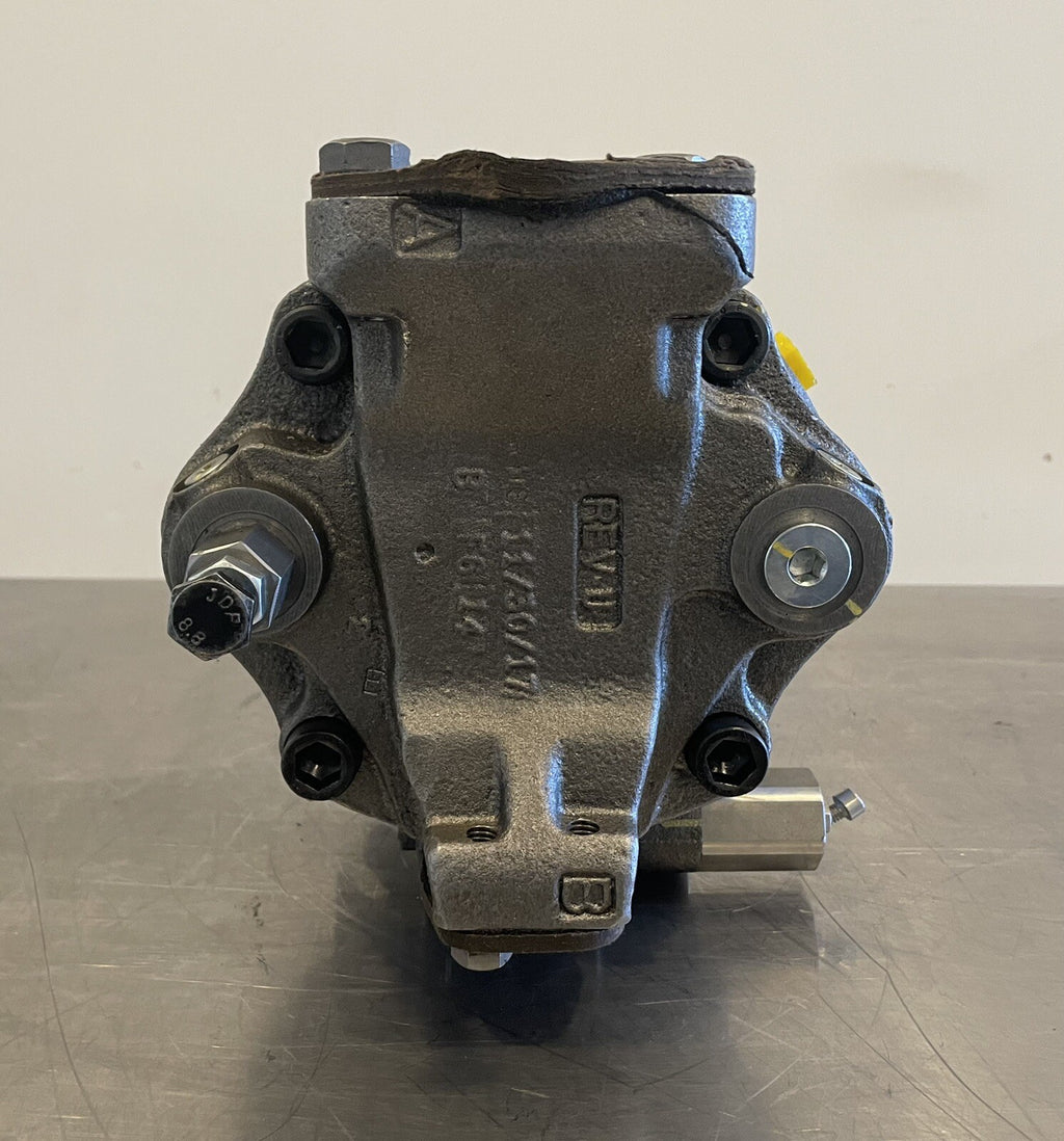 Parker PD075PS02SLU5BC00S1000000 Axial Piston Pump PD 75 NEW! FREE SHIPPING!