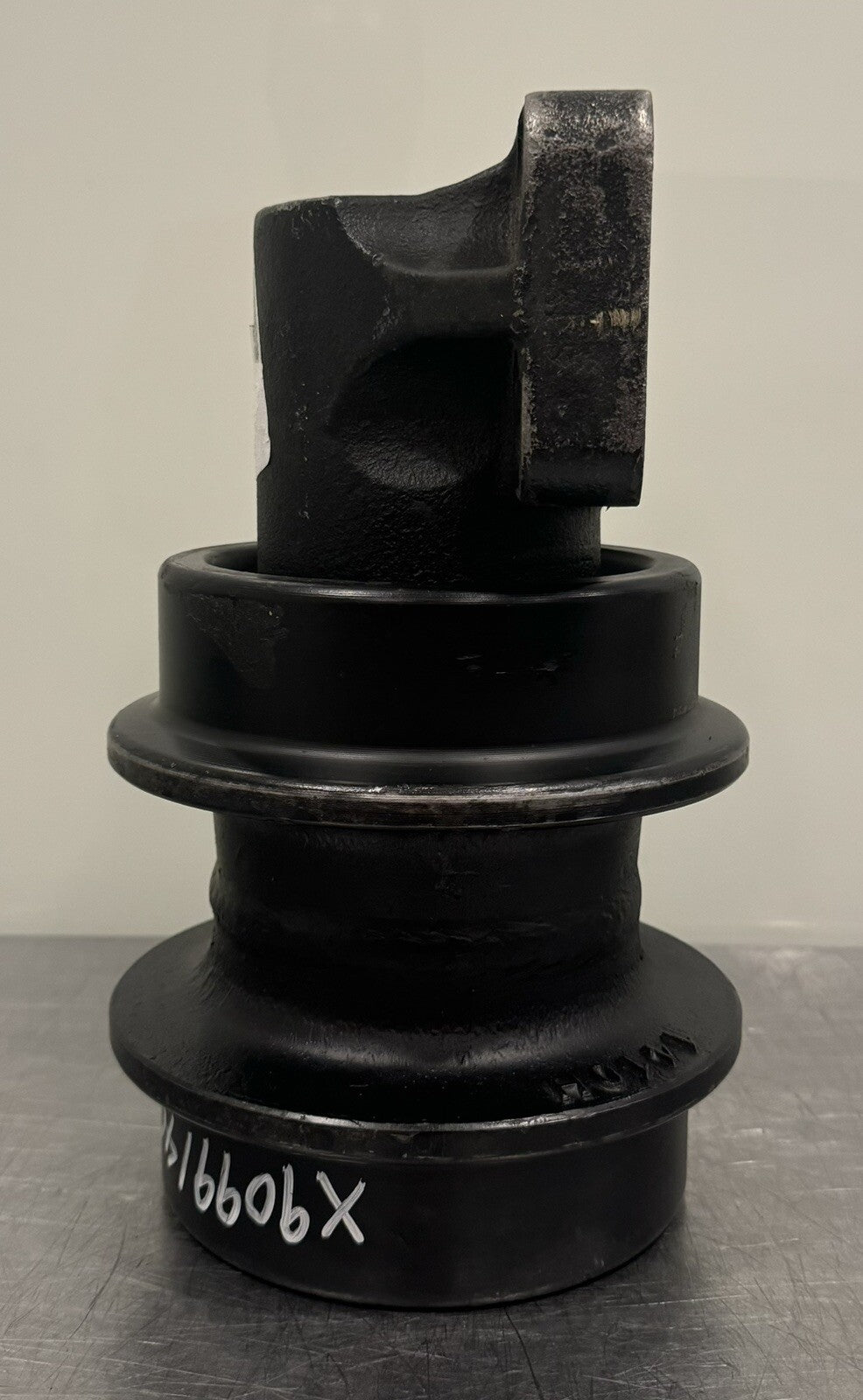 John Deere 9099140 Top Carrier Roller Genuine NEW! FREE SHIPPING!