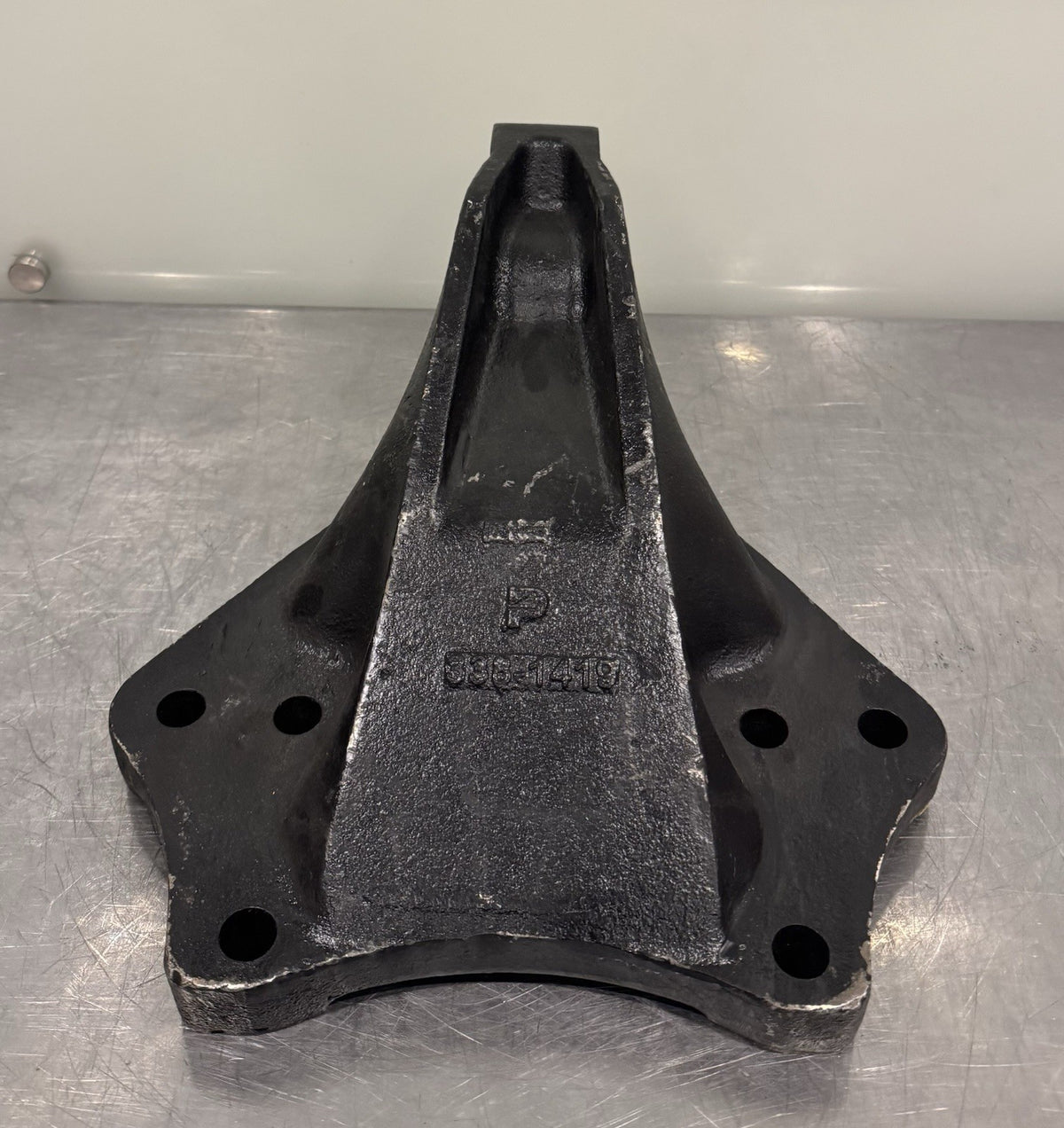 Dayton 338-1419 Rear Leaf Spring Hanger Freightliner NEW! FREE SHIPPING!