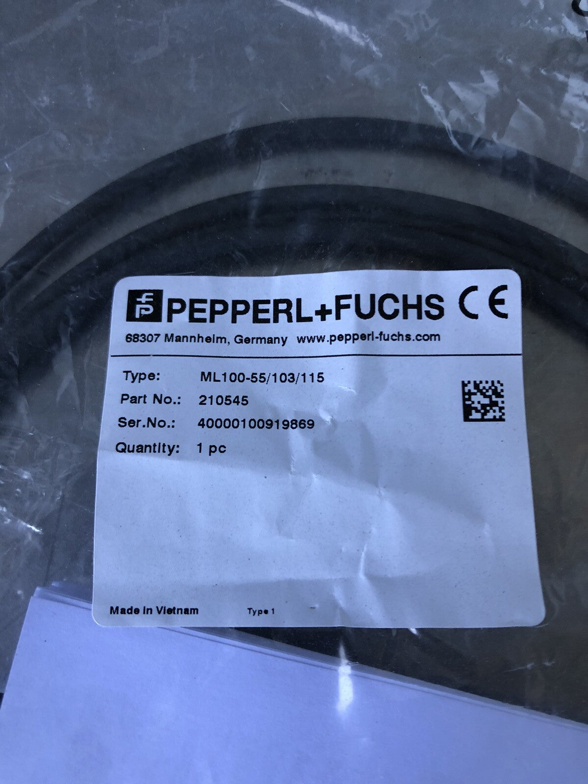 Pepperl+Fuchs 210545 Retroreflective Sensor ML100-55/103/115 NEW!! FREE SHIPPING