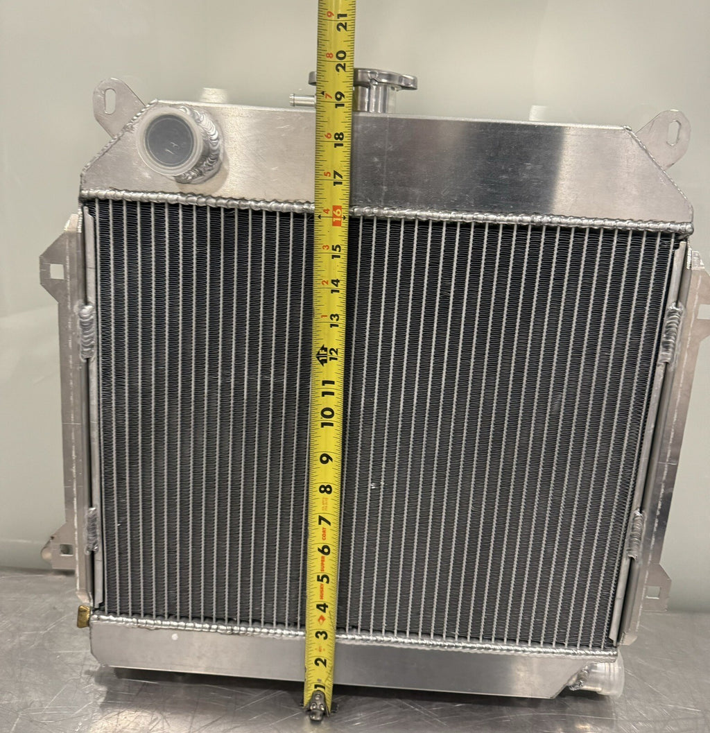 BWR320I Radiator Aluminum NEW IN BOX! FREE SHIPPING!