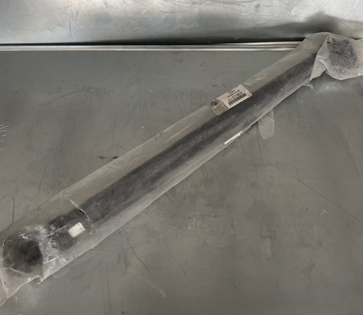 International 1671799C91 Shaft Spicer Steering Gear NEW! FREE SHIPPING!