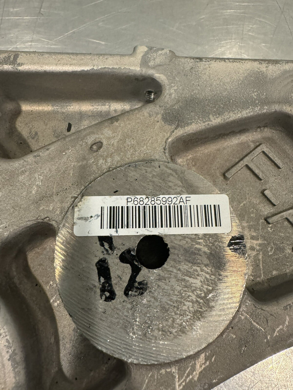 Mopar 68285992AF Genuine Lower Control Arm Jeep Cherokee NEW! FREE SHIPPING!