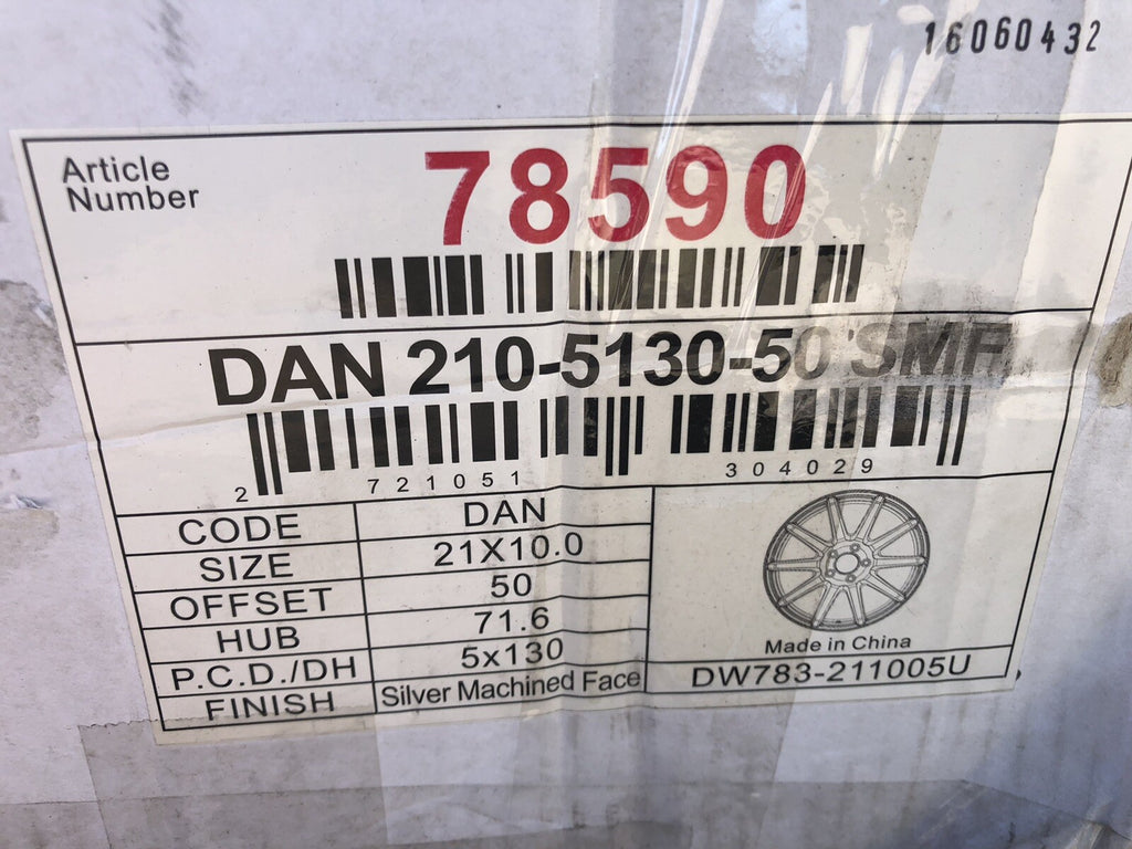 Voxx 21” Silver Machined Face Rim 21x10.0 5x130 Hub 71.6 DAN 210-5130-50 SMF NIB
