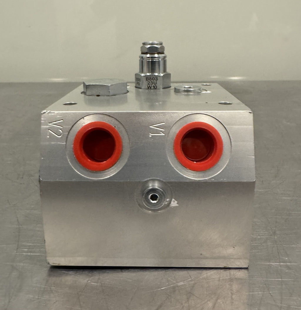 JLG 1001166997 Manifold Block Hydraulic NEW! FREE SHIPPING!
